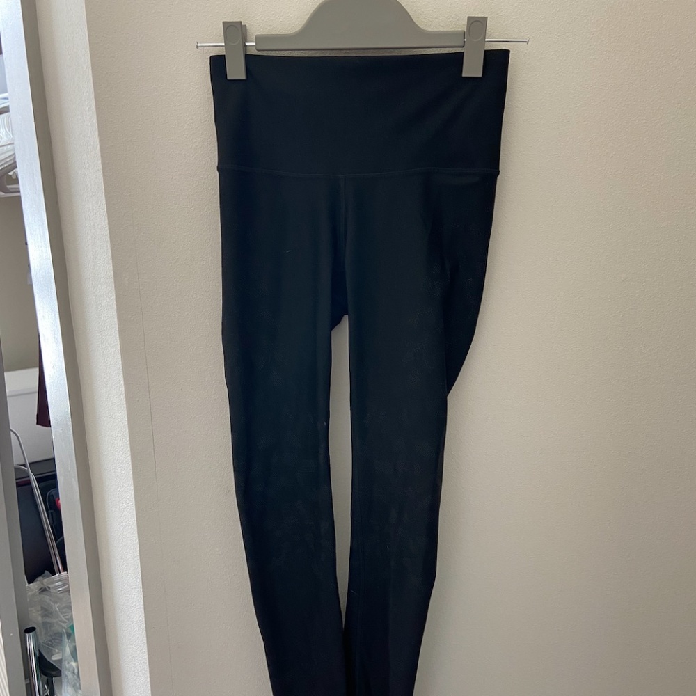 Lululemon Black Print Leggings